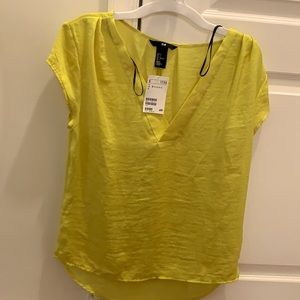 H&M NWT yellow blouse